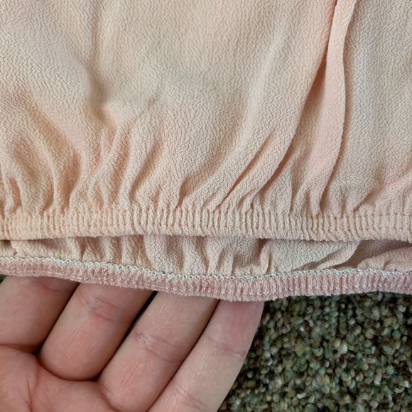 🎀 Brand New Elastic Tassel Tube Top {PROMO ITEM} - Picture 7 of 8